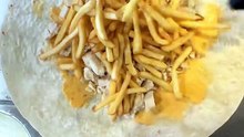 French Tacos Gratiné Cheddar Viande Escalope & Sauce Gruyère & Frites #BR3 #Tacos #Food #Foodies #Foodie