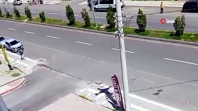Eğitim yuvası önünde silah sesleri! Saldırganlar yakalandı, okul boşaltıldı