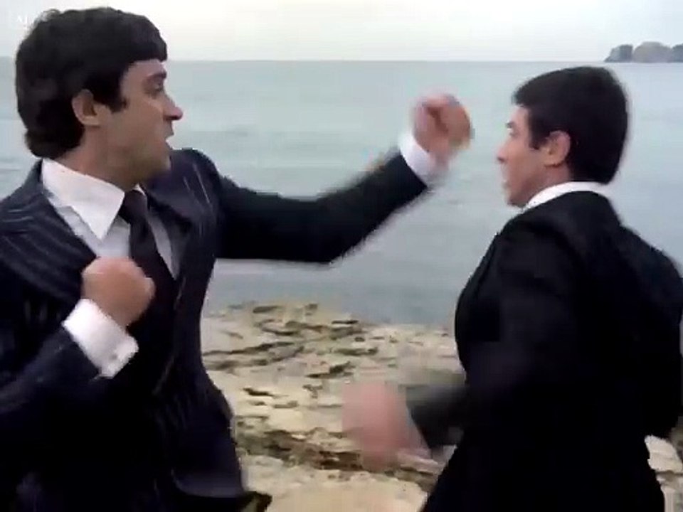 Gülen Gözler Filminde Kesilen Sahneler (Yapay Zeka)