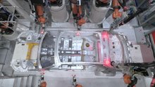 Mercedes-Benz Sindelfingen plant - Bodyshop for the top-end vehicle production