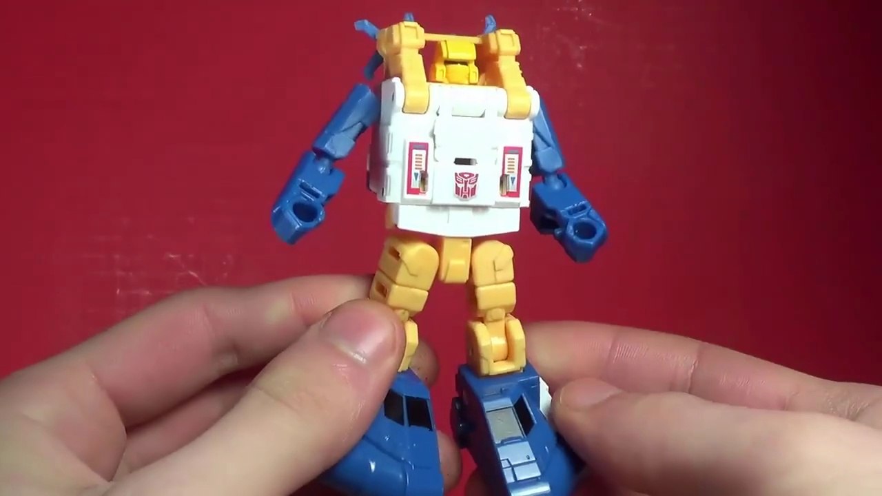 TRANSFORMERS: Generations Titans Return Legends Class SEASPRAY | Canadia' Reviewer #222