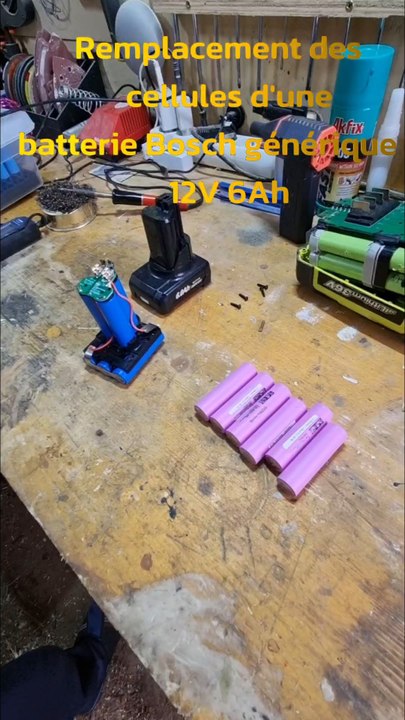 Remplacement des cellules d'une batterie Bosch générique12V 6Ah