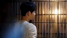She_tested_his_patience_by_hugging_him___Vincenzo___#kdrama_#songjoongki_#jeonyeobeen(480p)