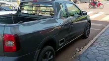Mulher fica ferida em batida entre moto e picape em Toledo