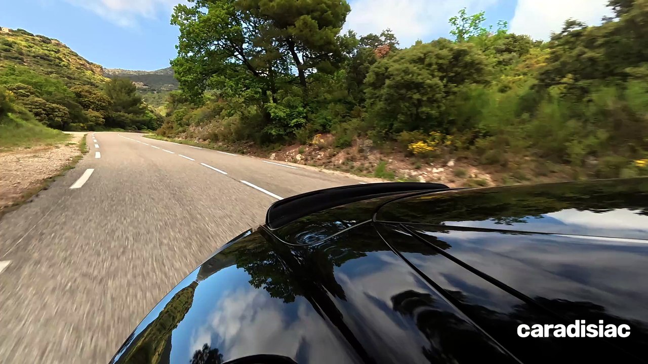 Essai Aston Martin DB12 S