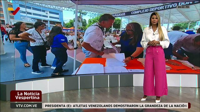 Más de 300 títulos de propiedad fueron entregados a familias carabobeñas