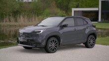 Der überarbeitete Toyota Yaris Cross - Verfeinerter Look mit neuem Grill und Scheinwerfern