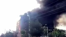 Pelo menos 11 mortos e 40 feridos em incêndio em centro comercial no Irão