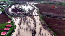 Sular altında kalan tarım arazileri dron ile görüntülendi