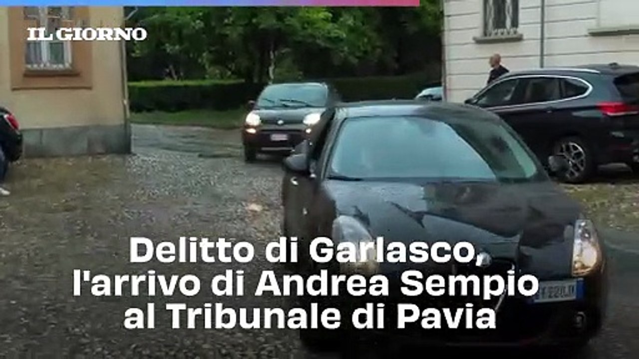 Delitto di Garlasco, l'arrivo di Andrea Sempio al Tribunale di Pavia