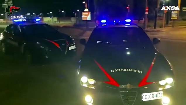 Napoli, sparo' contro una caserma dei carabinieri: arrestato un 21enne