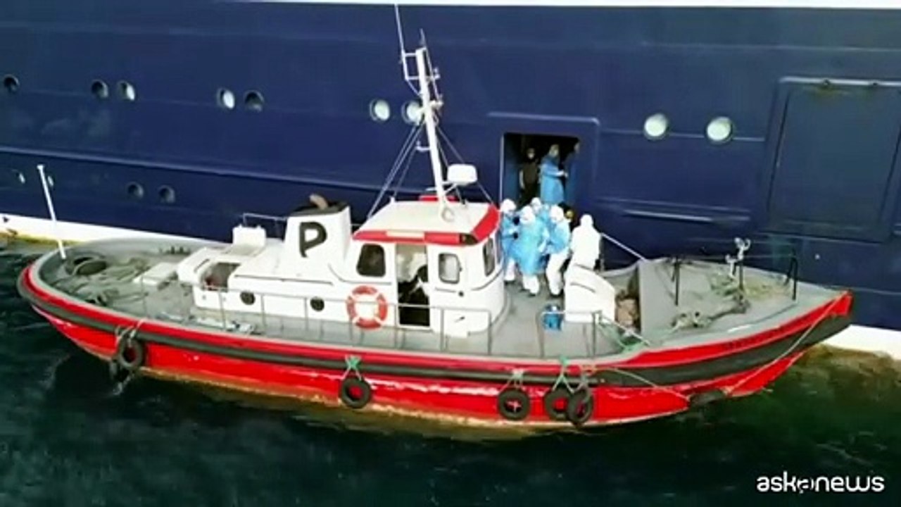 Hantavirus, tre evacuati dalla MV Hondius, sabato la nave a Tenerife