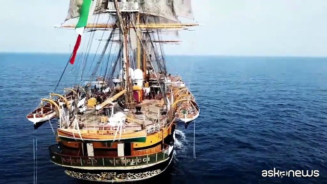 Sold out per le visite a bordo dell'Amerigo Vespucci a Genova