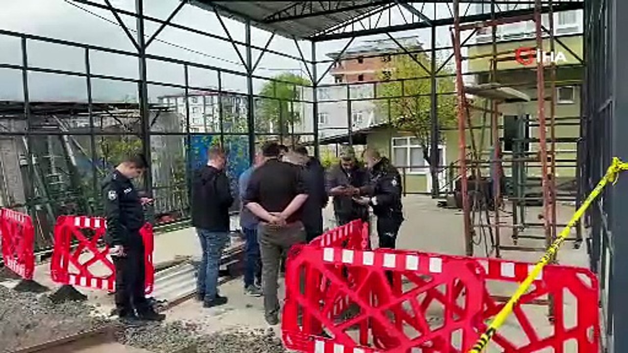 'Kazığımı niye aldın' kavgası: 1'i ağır 4 yaralı