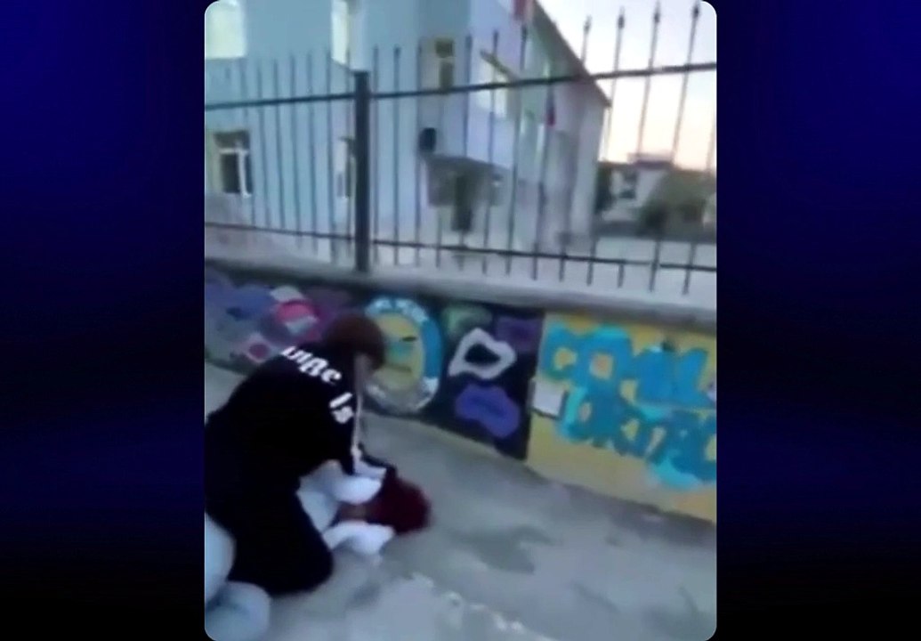 Ortaokul Bahçesinde Akran Şiddeti İddiası