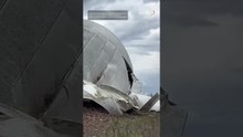 Turbina de parque eólico cai durante vendaval na fronteira entre Brasil e Uruguai #shorts