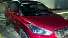 Casal é detido pela ROMU com carro roubado, drogas e balança de precisão em Cascavel
