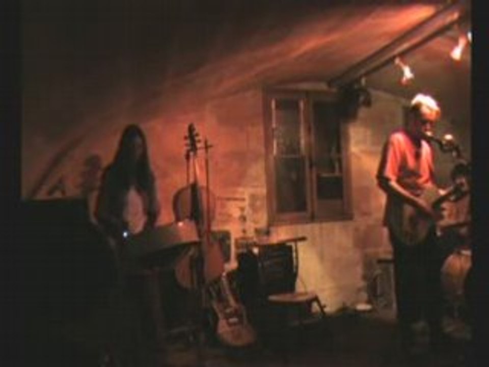 Machinchose live - dans ma baignoire - Bar-Tabac mars 2008