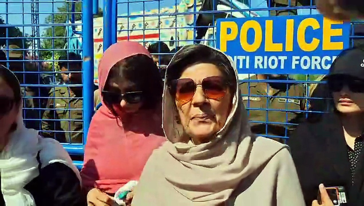 Imran khan sister Halima Khan press conference in Adiala jail