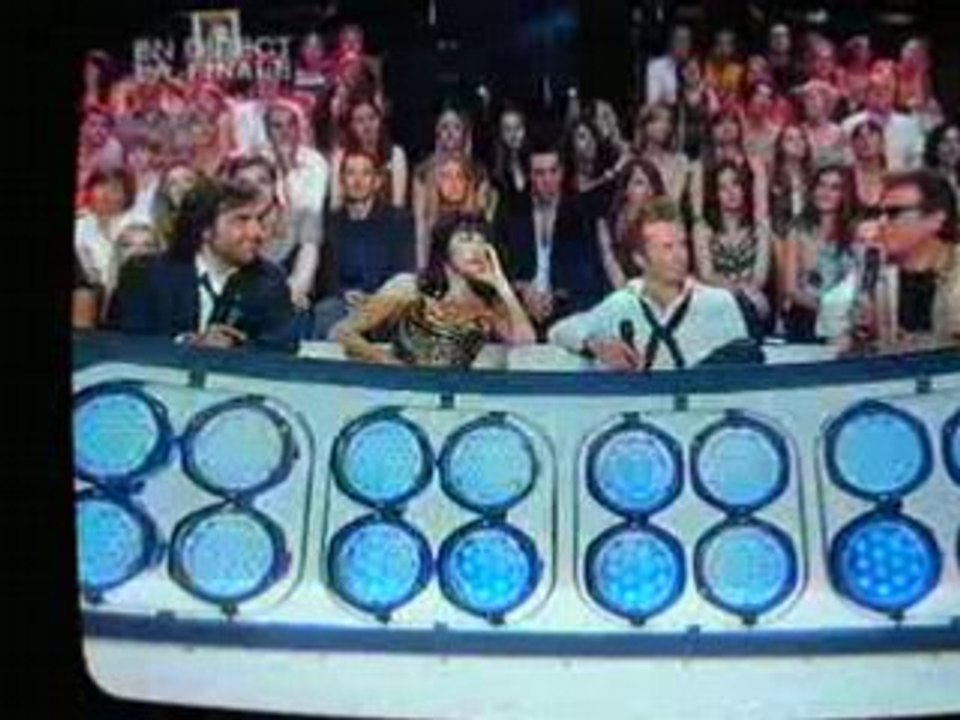 BOSSMEDY PARODIE MANOEUVRE MEDY-TV.COM