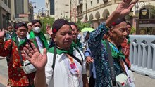 Uniknya Jemaah Haji Berblangkon dari Yogyakarta