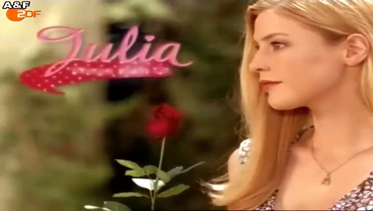 Julia -001- Wege zum Glück