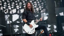 Dave Grohl revela momento decisivo para seguir carreira após perda de Kurt Cobain