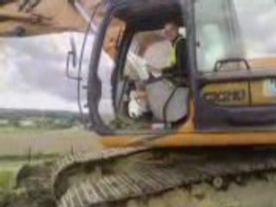 cx 210