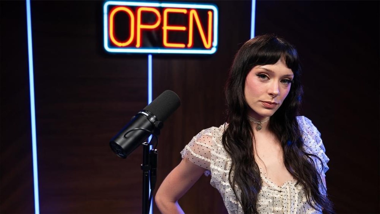 Holly Humberstone “Cruel World” (Live Performance) | Open Mic
