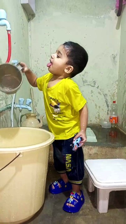 Salar ahmad bathing