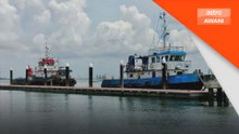 2 bot tunda asing ditahan cuba seludup bahan api bernilai RM19.55 juta