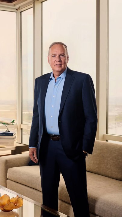 Amex's CEO almost didn't get the job because of his wardrobe