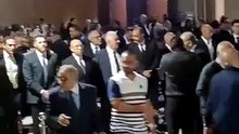 انتهاء عزاء الفنان هاني شاكر بعد مشاركة مئات النجوم والفنانين