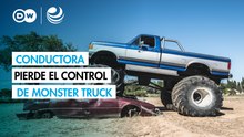 Conductora pierde el control de monster truck
