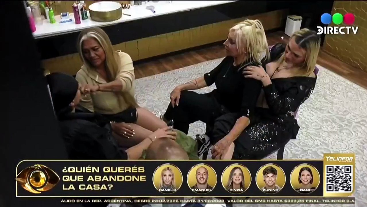 El beso de Zzunino y La Bomba Tucumana en la casa de Gran Hermano