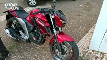 Carro e moto se envolvem em acidente na rua Jorge Lacerda