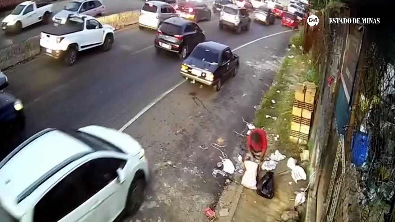 Taxista atropela homem e tenta fugir em rodovia de BH