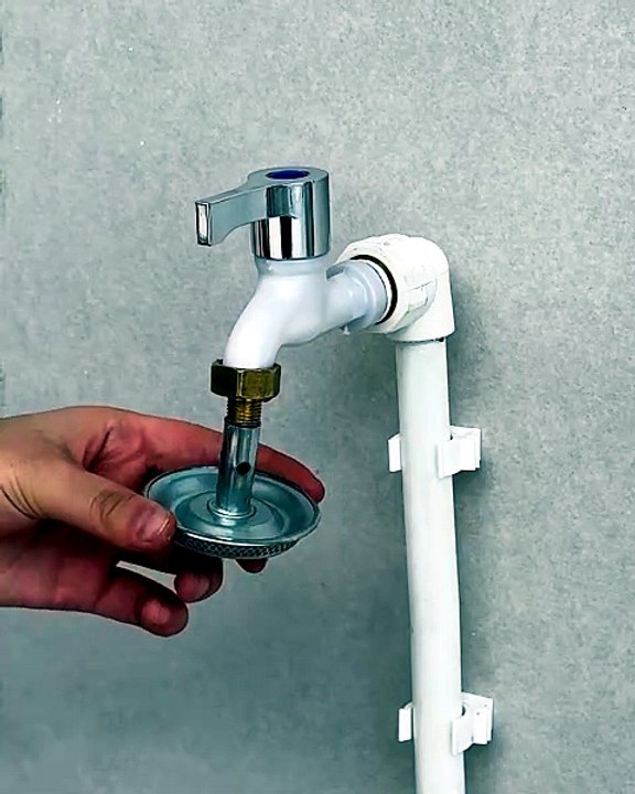 Balloon faucet hack every home needs🎈