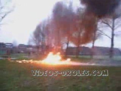 Pétards super explosifs