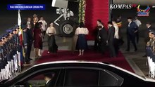 Gaya Sultan Brunei Terbangkan Pesawat, Hadiri KTT ke-48 ASEAN di Filipina