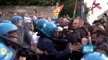 Biennale di Venezia, tensione al corteo contro Israele davanti all’Arsenale
