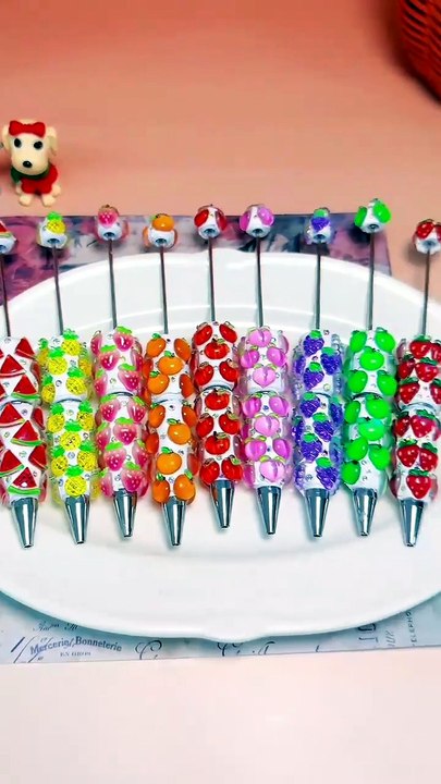 Beadable Clay Pens with Vivid Fruits Series and Mini AB Rhinestones, Random Mix