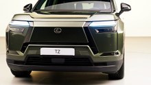 Le SUV électrique à batterie Lexus TZ offre six places sur trois rangées de sièges