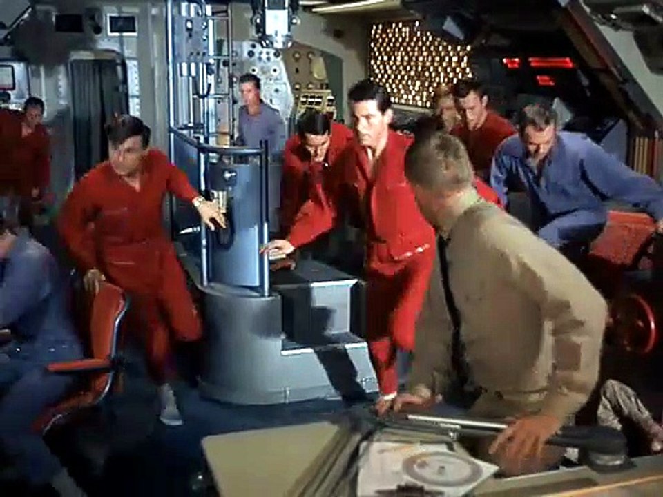 Voyage To The Bottom Of The Sea - 2x26 - The Return Of The Phantom