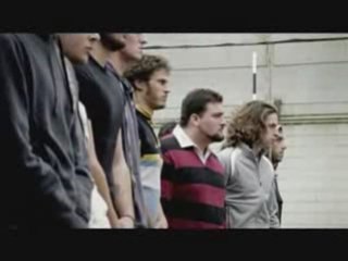 Punizione incredibile.