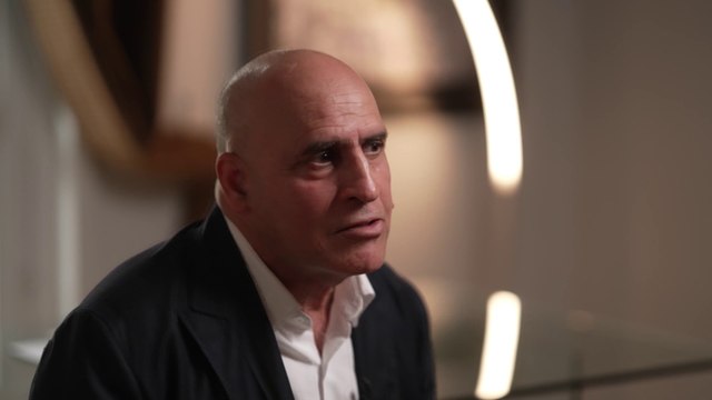 Daniel Siad, soupçonné d'avoir été un recruteur de Jeffrey Epstein, sort du silence