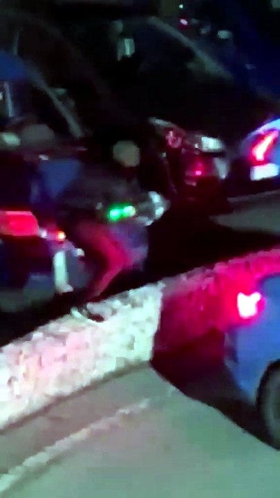 Furto in gioielleria, i ladri sfondano la porta e fuggono in auto