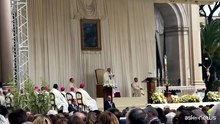Papa: non rassegnarsi a immagini morte, da Pompei preghiamo per pace
