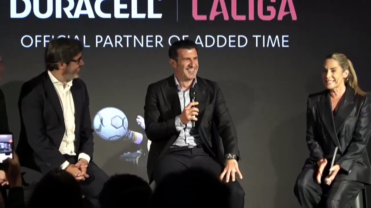 Luis Figo asegura que en el Real Madrid "la mano dura no funciona"