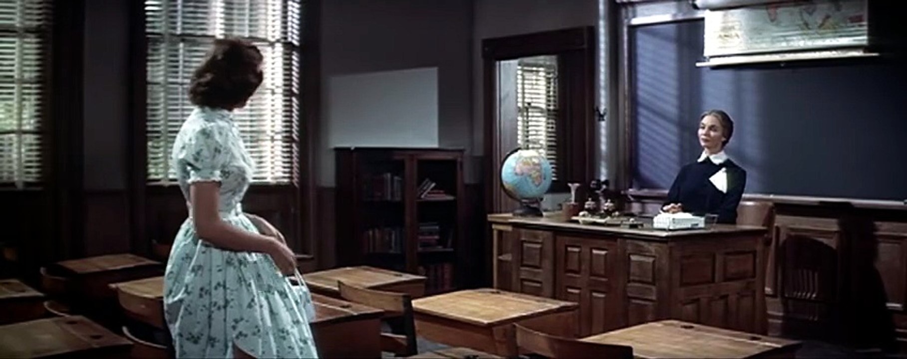 Good Morning, Miss Dove (1955) | A Heartwarming Lesson in Life